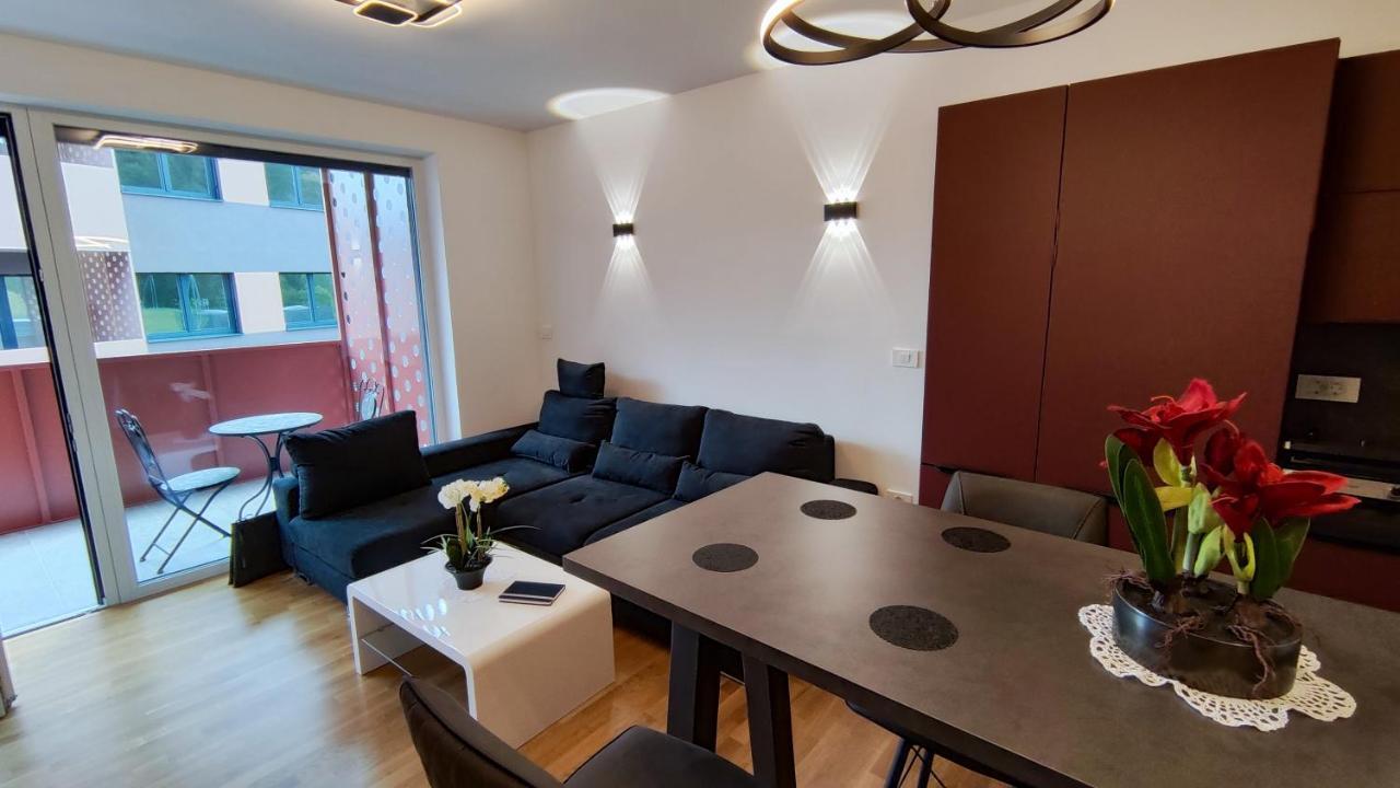Apartment Ozare Slovenj Gradec Bagian luar foto